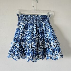 💙House of Harlow 1960 Blue and White Floral Mini Skirt size small💙💙💙